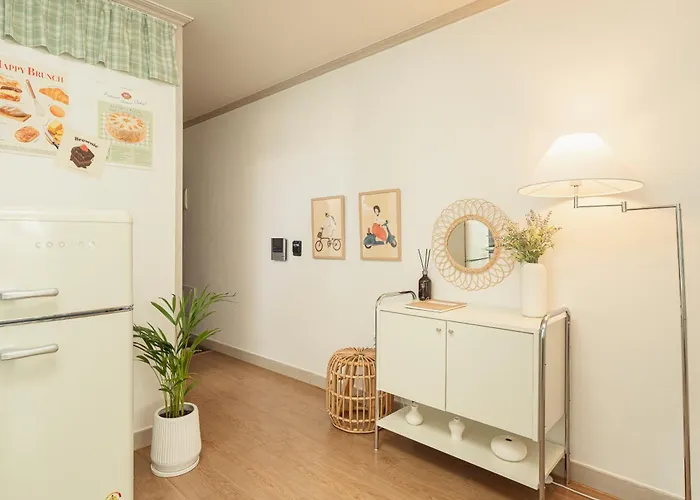 Apartment 무료주차 #가산코지하우스 #고척돔# 공항버스6분 # 독산동 *