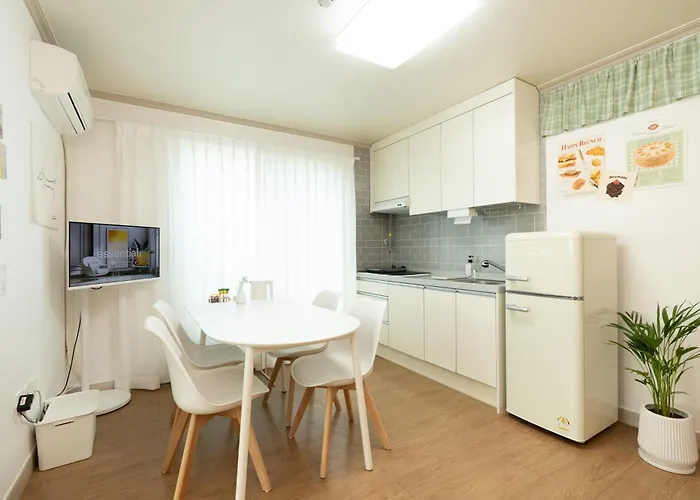 무료주차 #가산코지하우스 #고척돔# 공항버스6분 # 독산동 Apartment Seoul